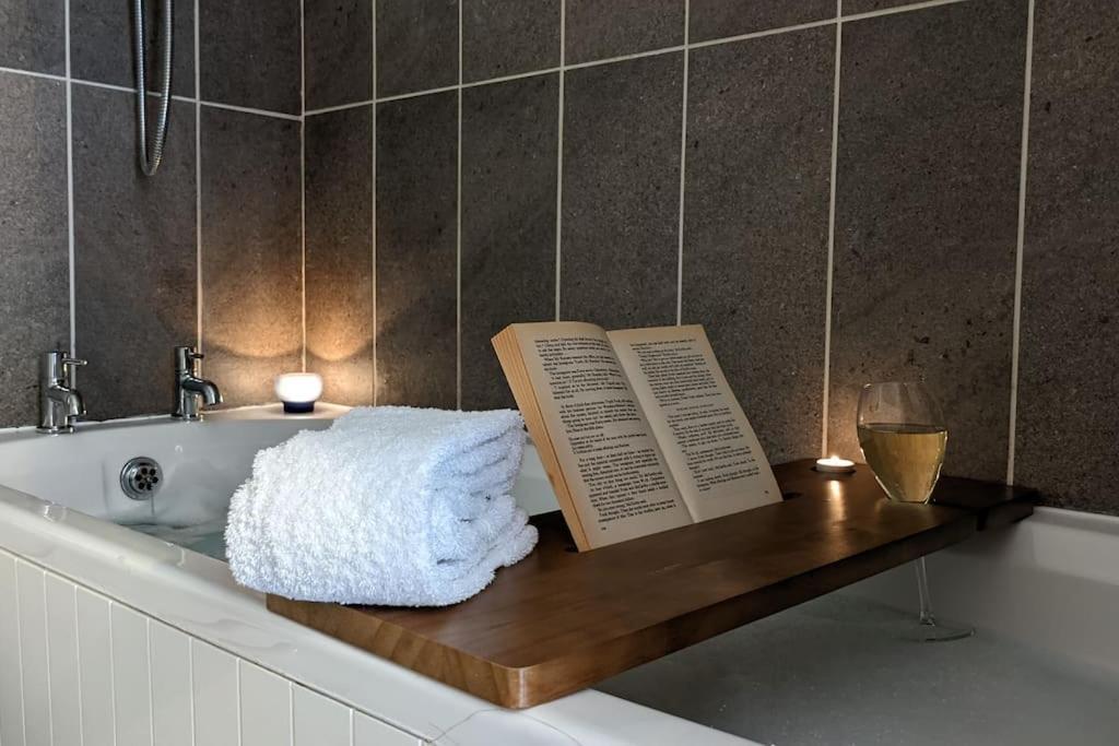 Baker'S Cottage, Urban Spa And Garden Bar Evesham Exteriör bild