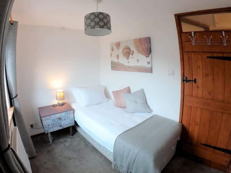 Baker'S Cottage, Urban Spa And Garden Bar Evesham Exteriör bild